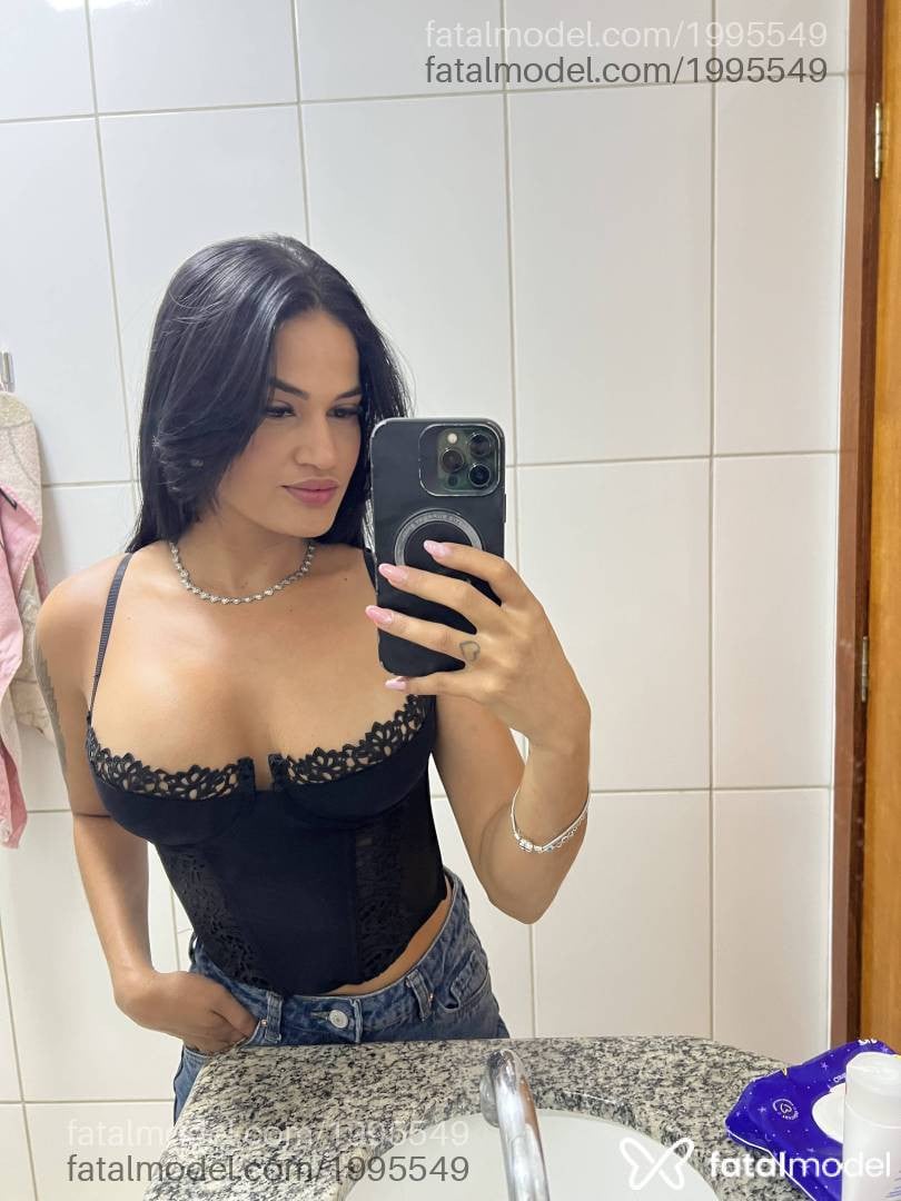 Acompanhante mulher morena (o) de olhos castanhos em Rondonópolis - Bia Oliveira