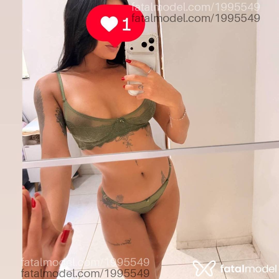Acompanhante mulher morena (o) de olhos castanhos - Bia Oliveira