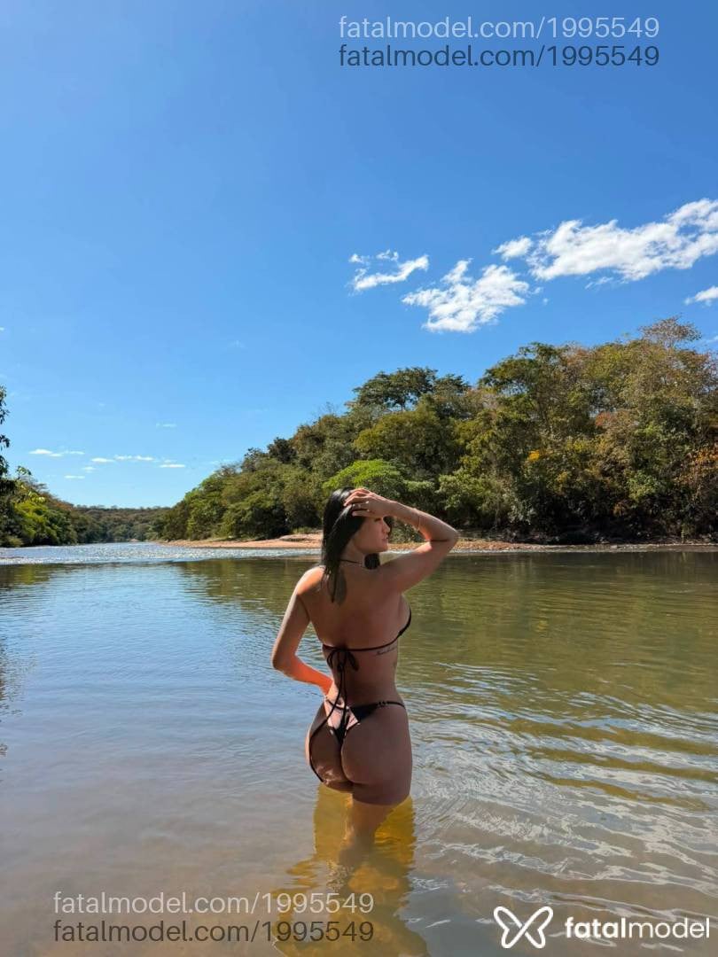 Acompanhante mulher morena (o) de olhos castanhos - Bia Oliveira