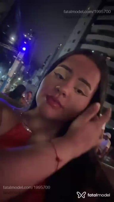 Acompanhante mulher morena (o) de olhos castanhos - Jessica Ferraz