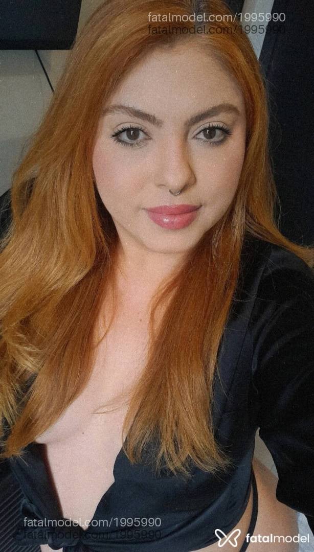 Acompanhante mulher ruiva (o) de olhos mel - Luma Marins