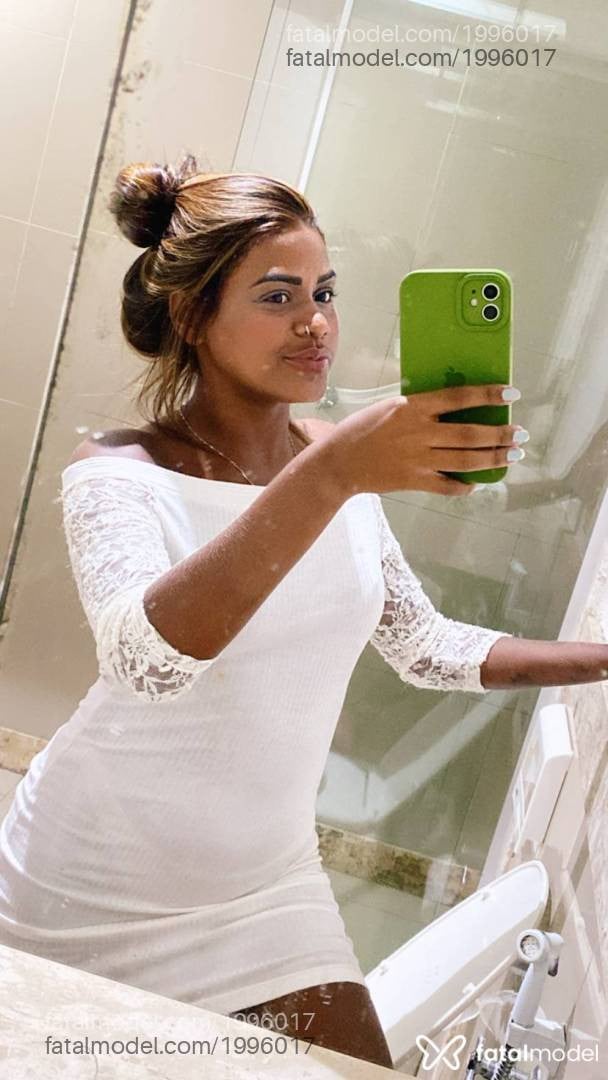 Acompanhante mulher morena (o) de olhos pretos em Rio de Janeiro - Polyanajob