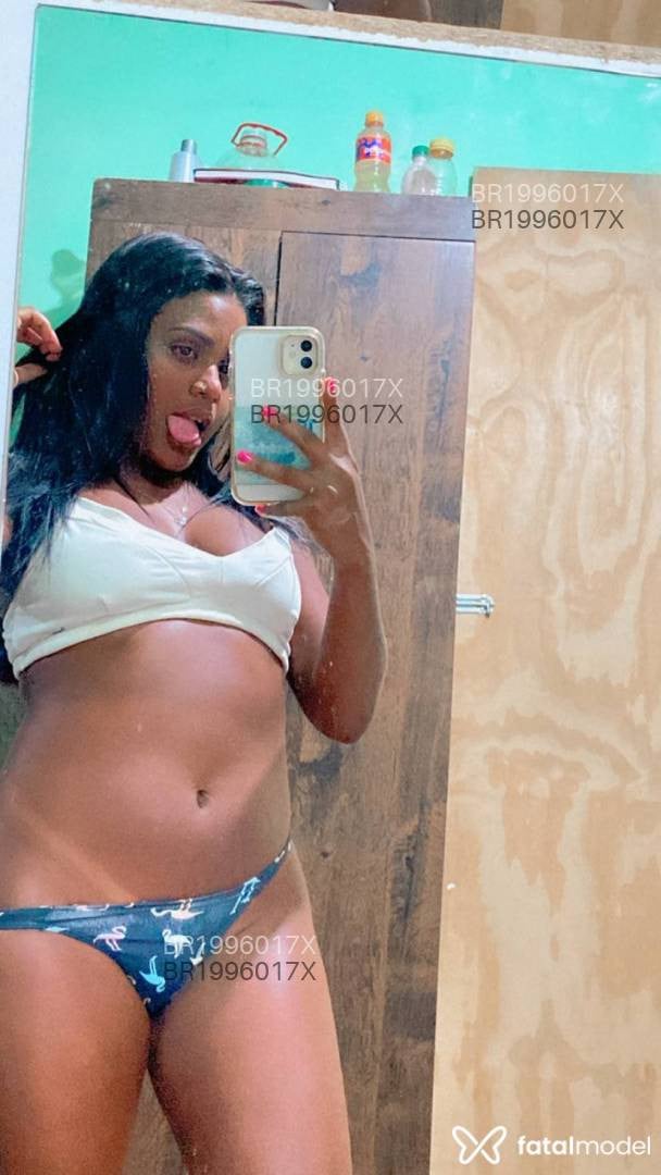 Acompanhante mulher morena (o) de olhos pretos em Rio de Janeiro - Polyanajob