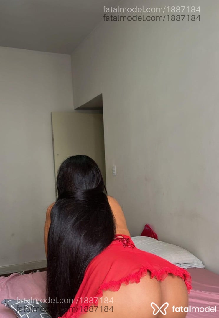 Acompanhante mulher morena (o) de olhos castanhos - Tatá Magalhães