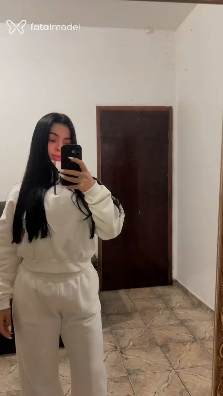 Acompanhante mulher com cabelo castanho de olhos castanhos em Alfenas Acompanhante mulher com cabelo castanho de olhos castanhos em Alfenas - Marilyn Monroe