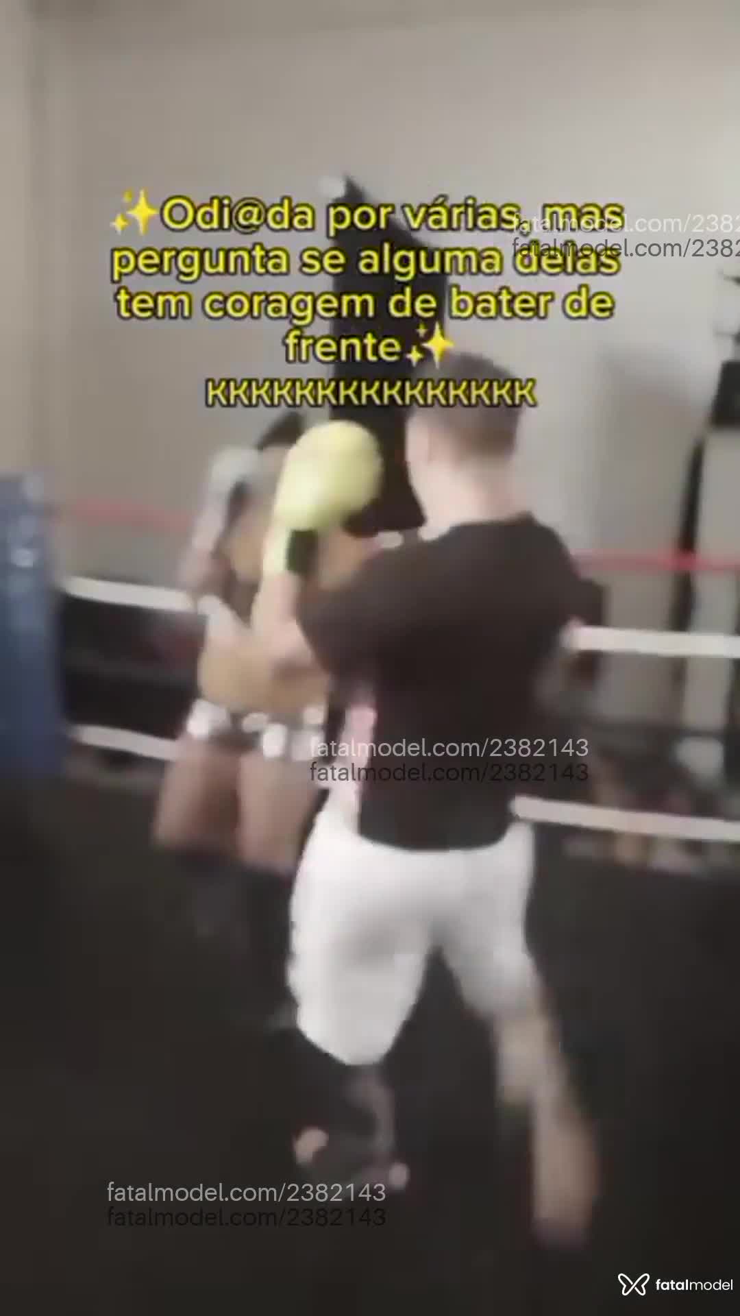 Acompanhante mulher morena (o) de olhos castanhos em Vacaria - Pâmela Guimarães
