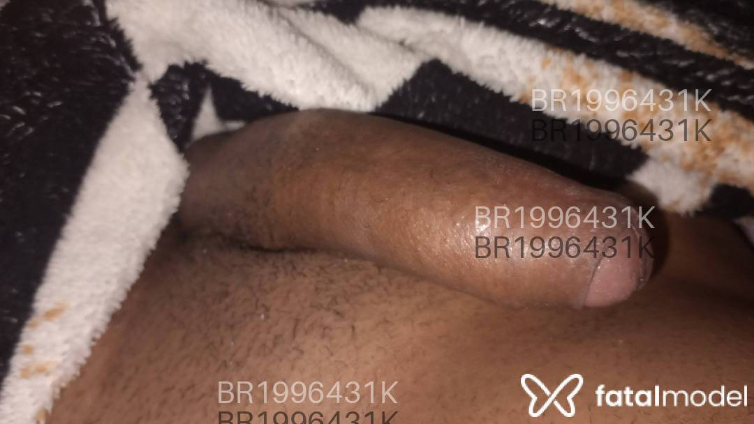 Acompanhante homem morena (o) de olhos castanhos em Virtual - Marcos