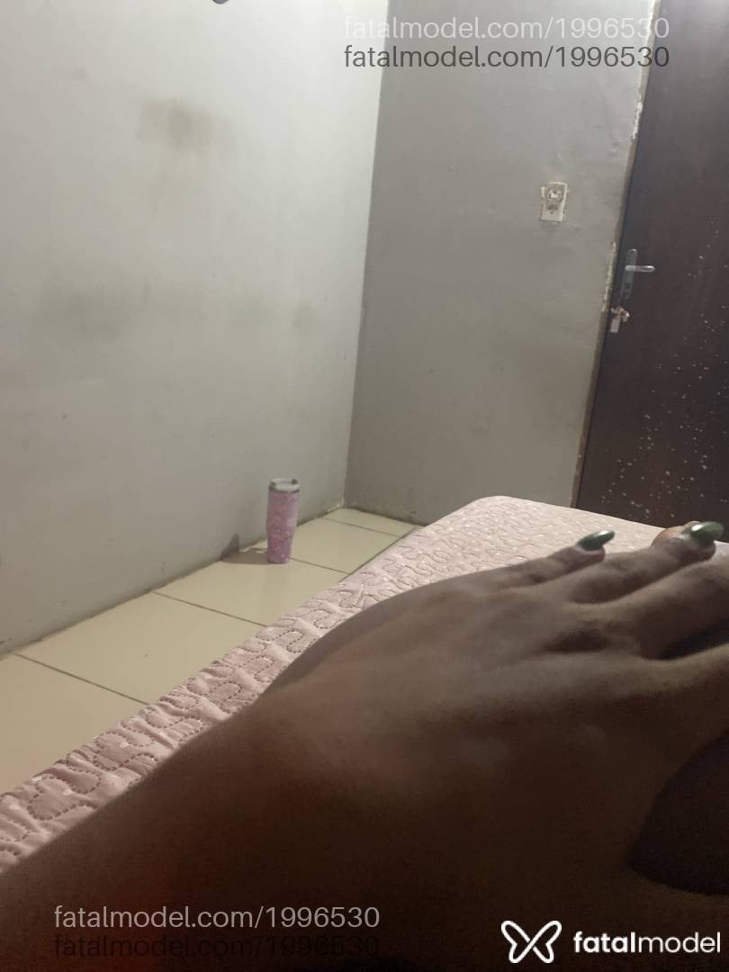 Acompanhante mulher trans morena (o) de olhos castanhos - Alana Silva