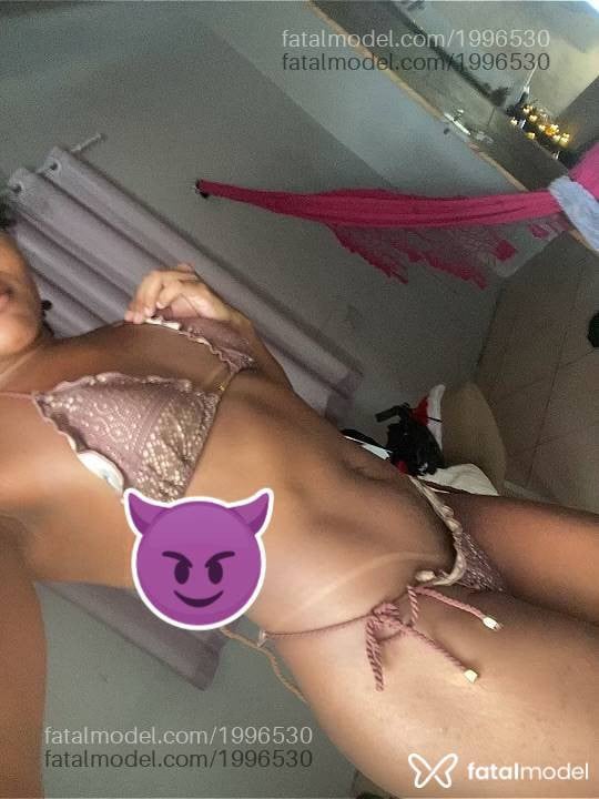 Acompanhante mulher trans morena (o) de olhos castanhos em Virtual - Alana Silva
