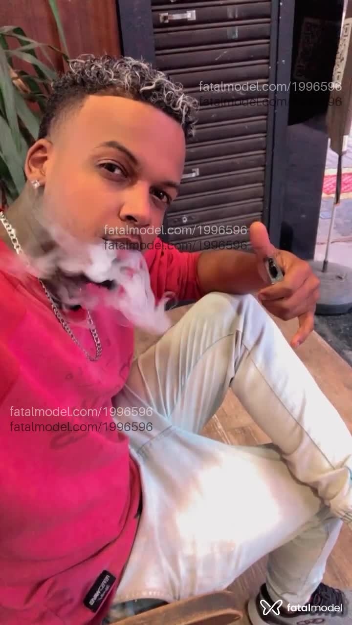 Acompanhante homem loira (o) de olhos pretos em São Paulo - Pretão