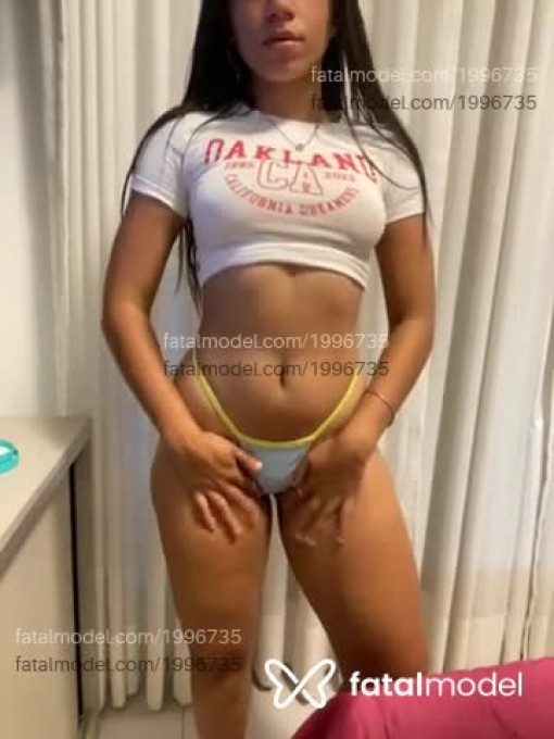 Acompanhante mulher com cabelo castanho de olhos castanhos - Jhen Acompanhante mulher com cabelo castanho de olhos castanhos - Jhen