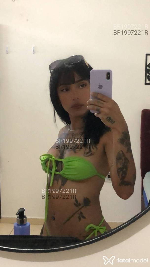 Acompanhante mulher morena (o) de olhos castanhos - Luisa Felix Acompanhante mulher morena (o) de olhos castanhos - Luisa Felix
