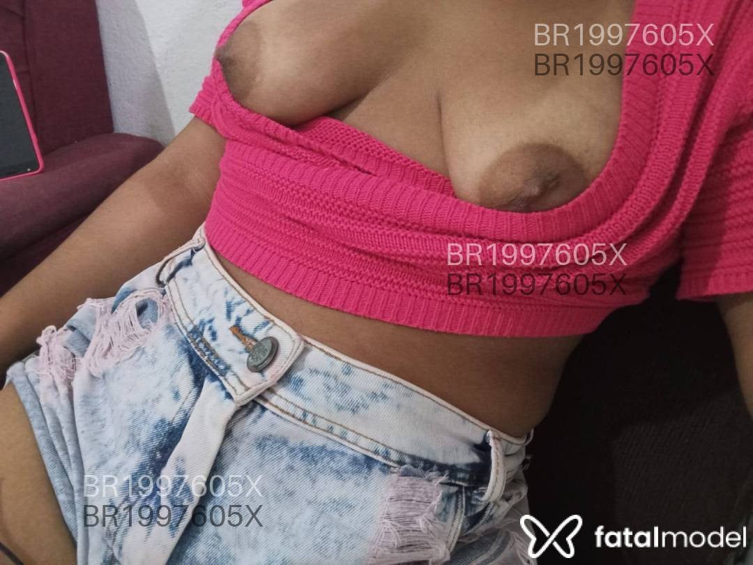 Acompanhante mulher morena (o) de olhos castanhos - Alice Brandão Acompanhante mulher morena (o) de olhos castanhos - Alice Brandão