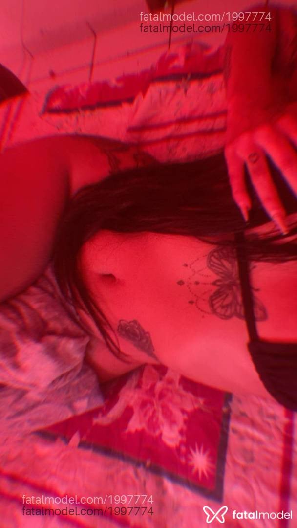 Acompanhante mulher morena (o) de olhos castanhos - Jullly