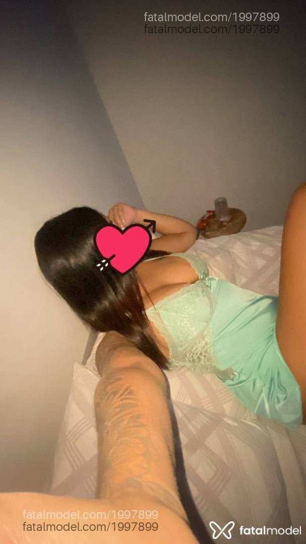 Acompanhante mulher com cabelo castanho de olhos castanhos em Linhares - Jade Moura