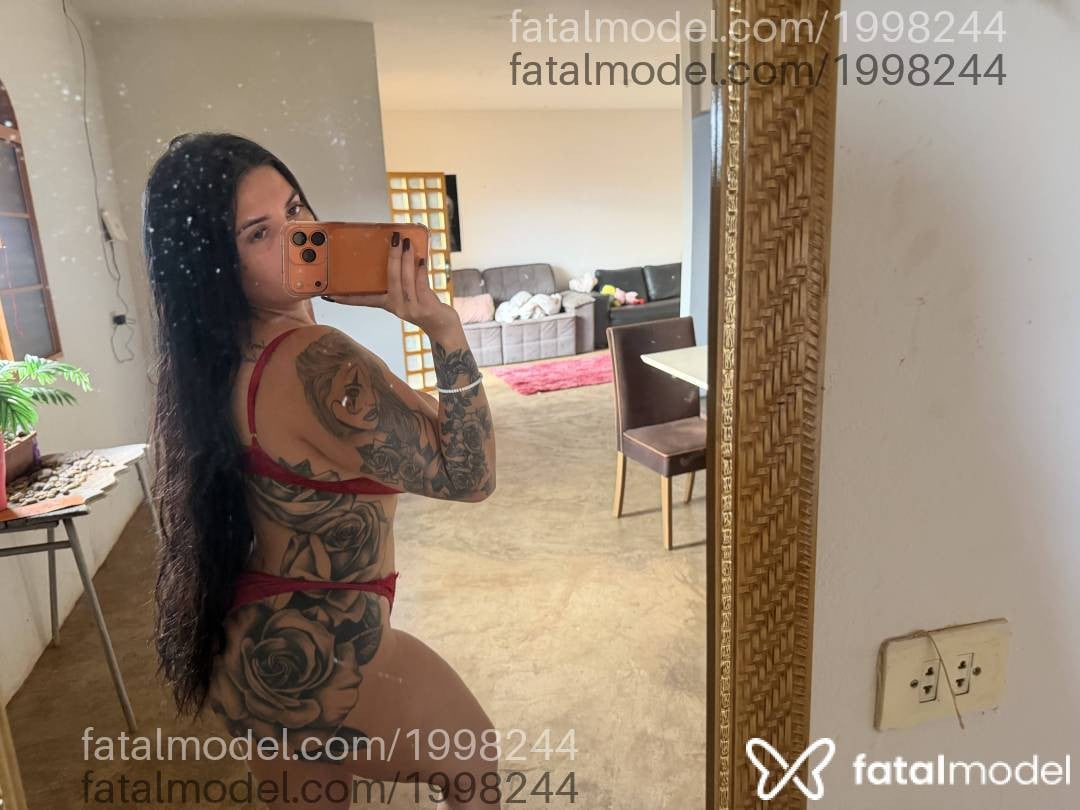 Acompanhante mulher morena (o) de olhos mel - Nath Andrade