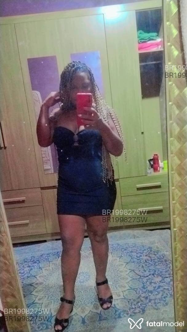 Acompanhante mulher com cabelo castanho de olhos pretos em Itaituba - Luana