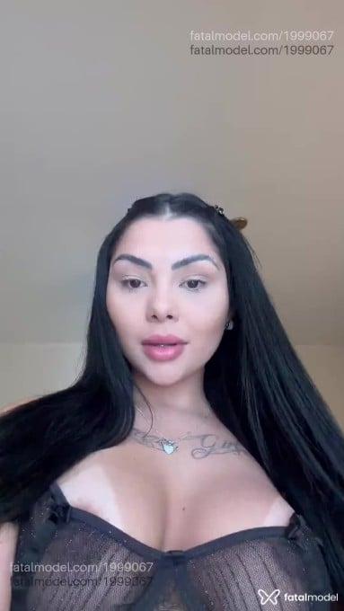 Acompanhante mulher com cabelo castanho de olhos castanhos - Sofia Andrade