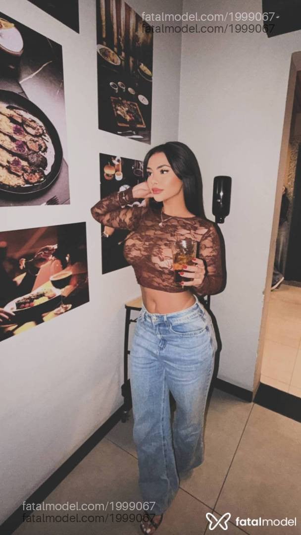 Acompanhante mulher com cabelo castanho de olhos castanhos em Santa Maria - Sofia Andrade