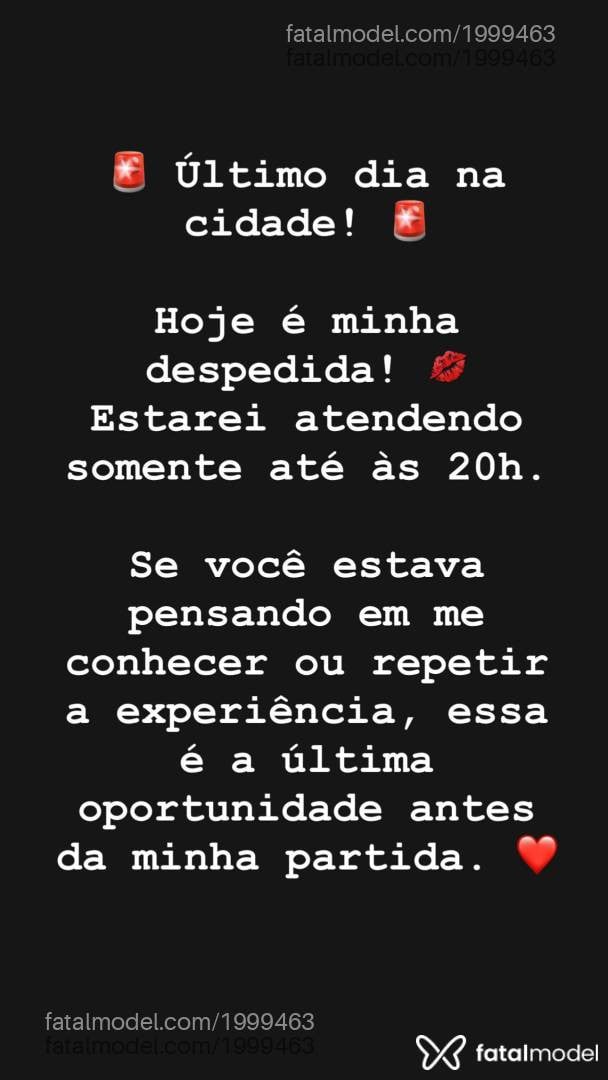 Acompanhante mulher trans com cabelo castanho de olhos castanhos - Laryssa