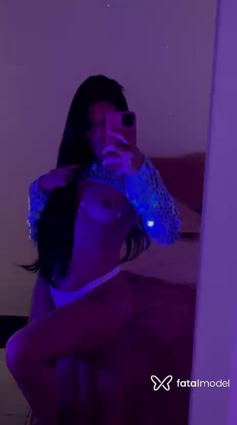 Acompanhante mulher morena (o) de olhos castanhos - Fernanda