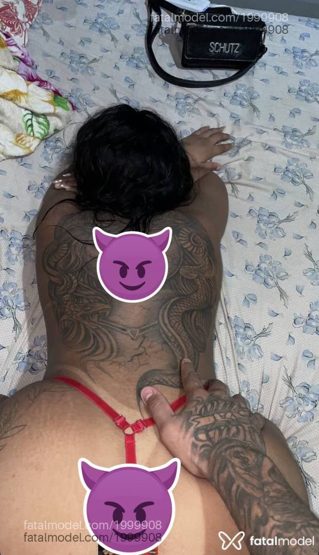 Acompanhante mulher morena (o) de olhos castanhos - Raquel Albuquerque