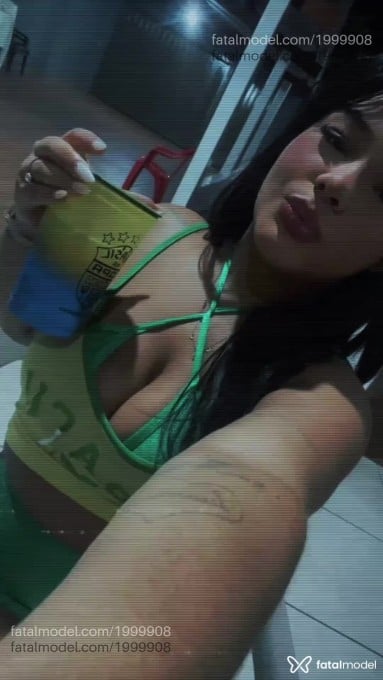 Acompanhante mulher morena (o) de olhos castanhos em Sertãozinho - Raquel Albuquerque