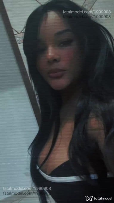 Acompanhante mulher morena (o) de olhos castanhos em Sertãozinho - Raquel Albuquerque