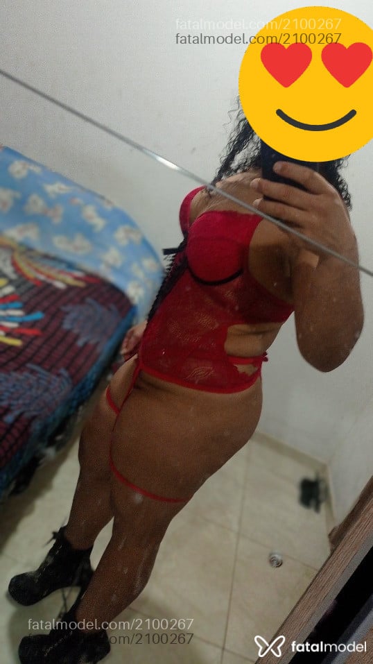 Acompanhante mulher trans morena (o) de olhos castanhos em Lagoa da Prata - Paola Silva