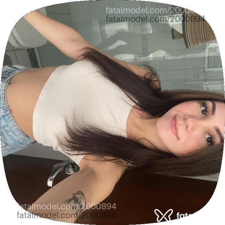 Acompanhante mulher com cabelo castanho de olhos castanhos - Beatriz Maia Acompanhante mulher com cabelo castanho de olhos castanhos - Beatriz Maia