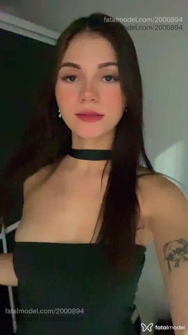 Acompanhante mulher com cabelo castanho de olhos castanhos - Beatriz Maia Acompanhante mulher com cabelo castanho de olhos castanhos - Beatriz Maia