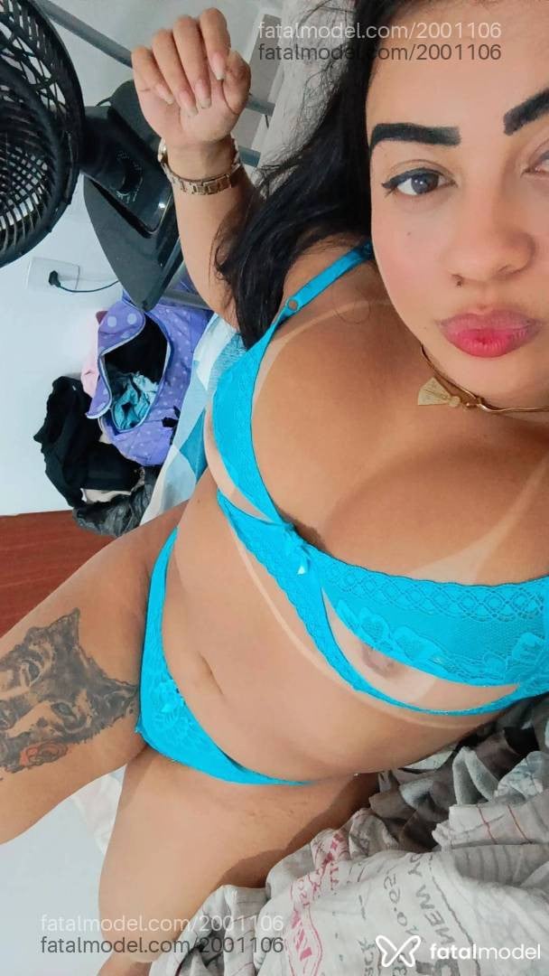 Acompanhante mulher morena (o) de olhos castanhos - Jheenny