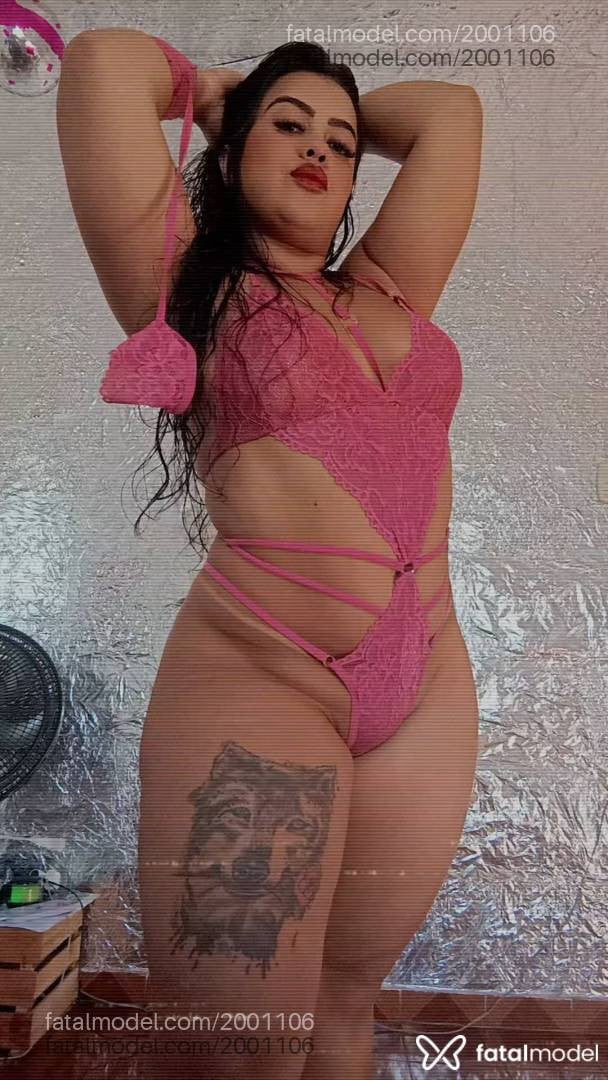 Acompanhante mulher morena (o) de olhos castanhos - Jheenny