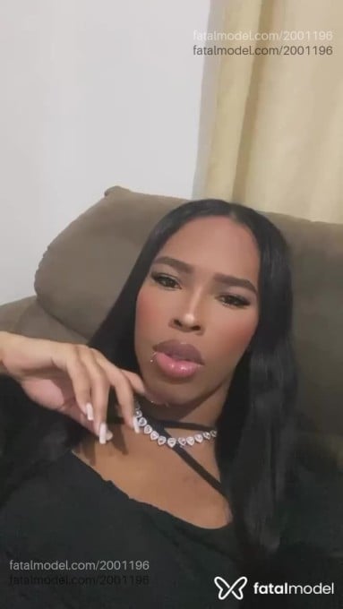 Acompanhante mulher trans morena (o) de olhos castanhos em Nova Friburgo - íriis Prado
