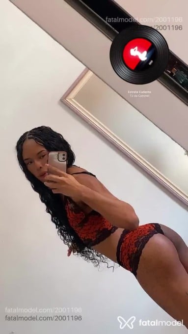 Acompanhante mulher trans morena (o) de olhos castanhos em Nova Friburgo - íriis Prado