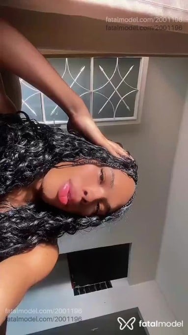 Acompanhante mulher trans morena (o) de olhos castanhos em Nova Friburgo - íriis Prado