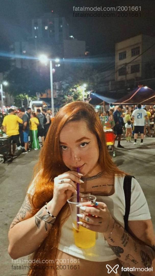 Acompanhante mulher ruiva (o) de olhos castanhos em Virtual - Nina Novak