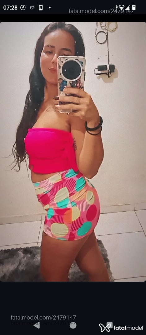 Acompanhante mulher com cabelo castanho de olhos castanhos em Vitória de Santo Antão Acompanhante mulher com cabelo castanho de olhos castanhos em Vitória de Santo Antão - Vanessa