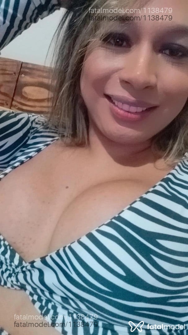 Acompanhante mulher trans loira (o) de olhos castanhos em São Sebastião do Paraíso - Camila Alvarenga