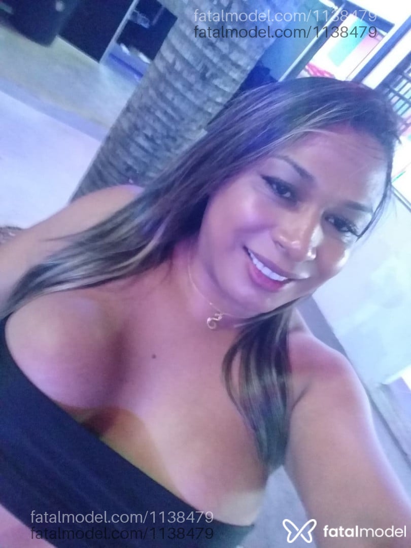 Acompanhante mulher trans loira (o) de olhos castanhos em São Sebastião do Paraíso - Camila Alvarenga