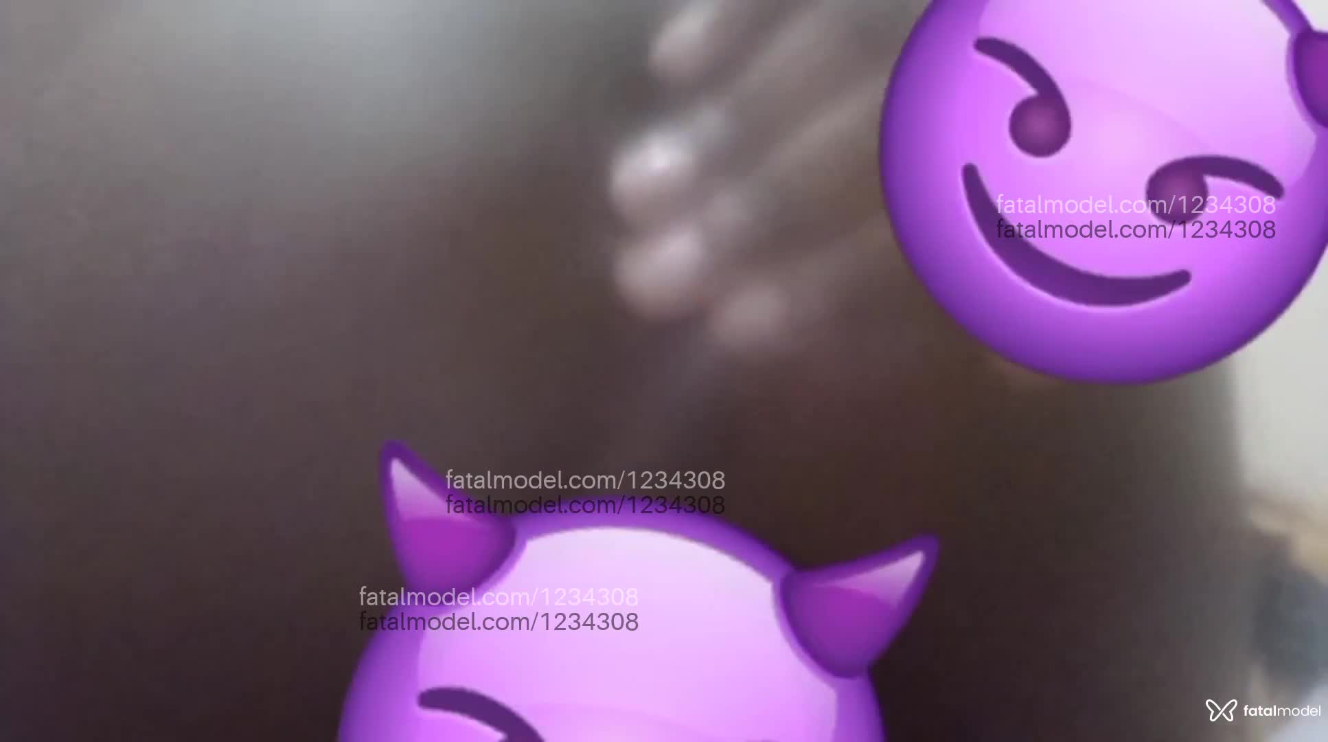 Acompanhante travesti morena (o) de olhos castanhos - Morena