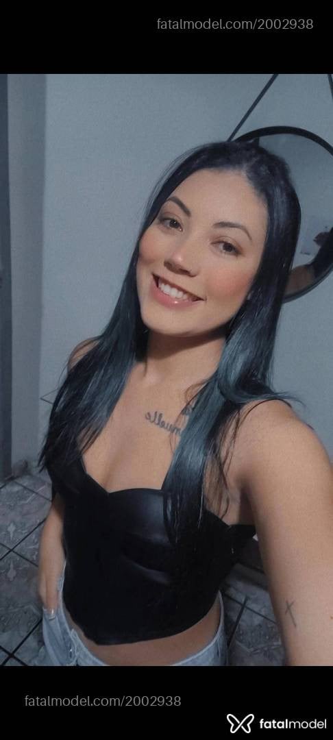 Acompanhante mulher com cabelo castanho de olhos castanhos - Fernanda