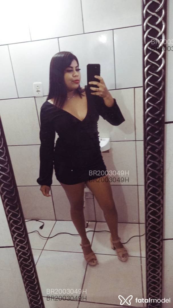 Acompanhante mulher morena (o) de olhos pretos em Blumenau - Karol Maya