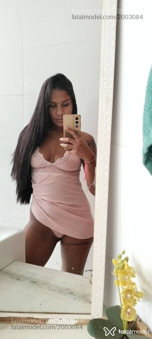 Acompanhante mulher morena (o) de olhos pretos em Lavras - Vanessa Lacerda