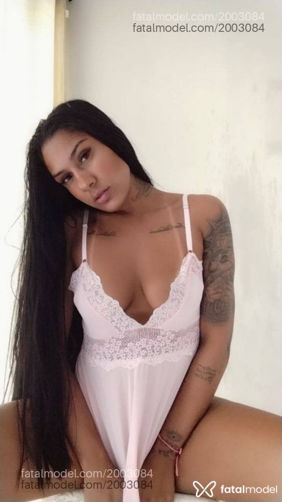 Acompanhante mulher morena (o) de olhos pretos - Vanessa Lacerda