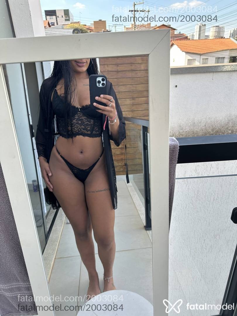 Acompanhante mulher morena (o) de olhos pretos em Lavras Acompanhante mulher morena (o) de olhos pretos em Lavras - Vanessa Lacerda