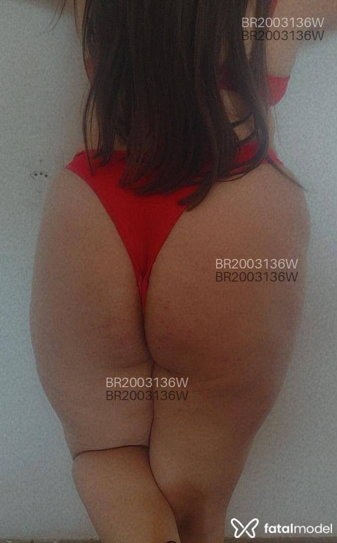 Acompanhante mulher com cabelo castanho de olhos castanhos em Lages - Amanda