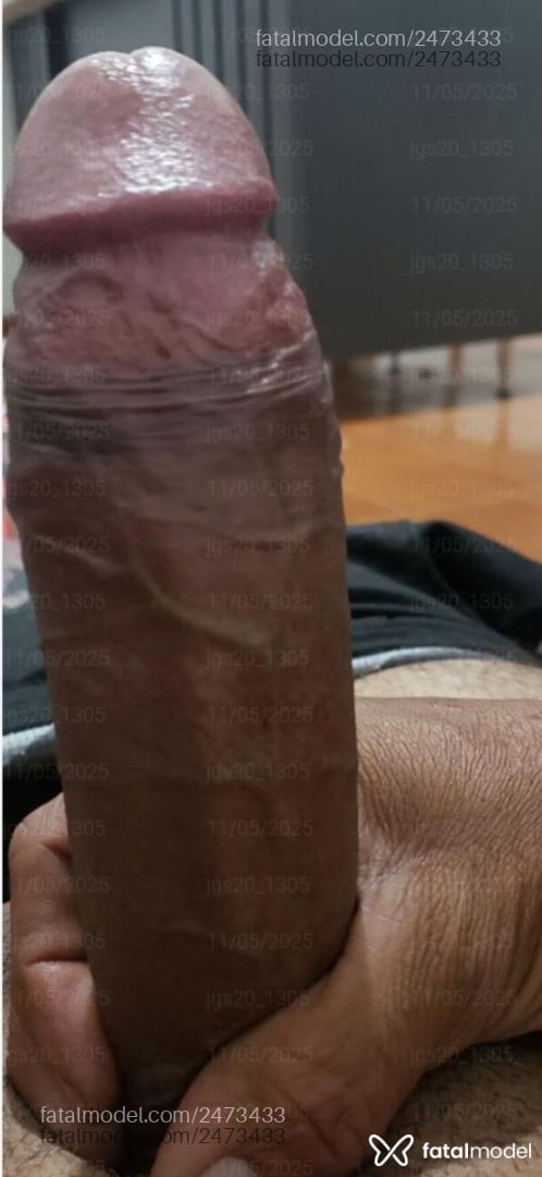 Acompanhante homem morena (o) de olhos castanhos em Rio Verde Acompanhante homem morena (o) de olhos castanhos em Rio Verde - Junior