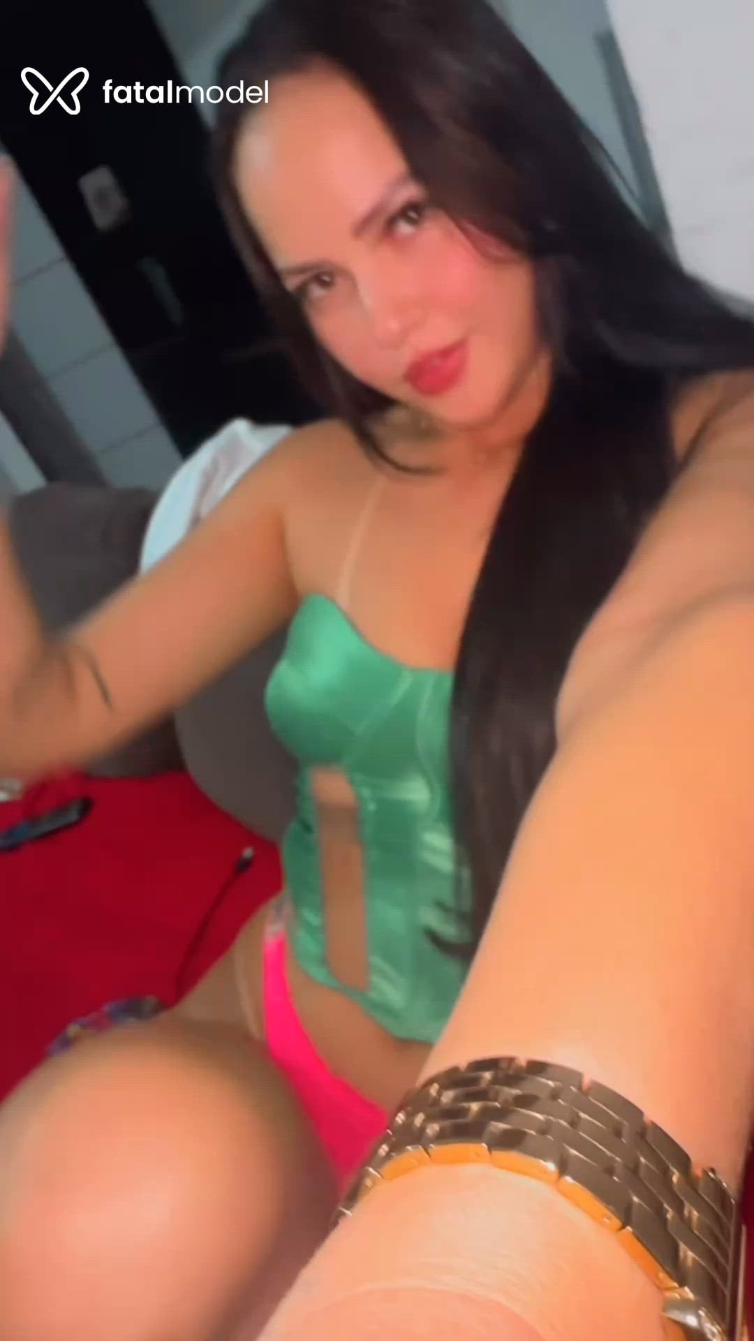 Acompanhante mulher com cabelo castanho de olhos castanhos - Melissa