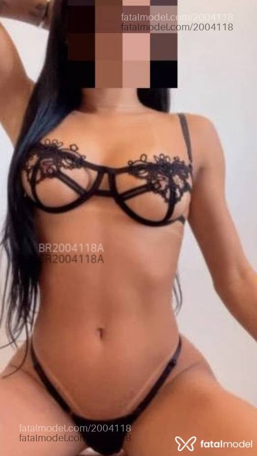 Acompanhante mulher morena (o) de olhos castanhos - Lia